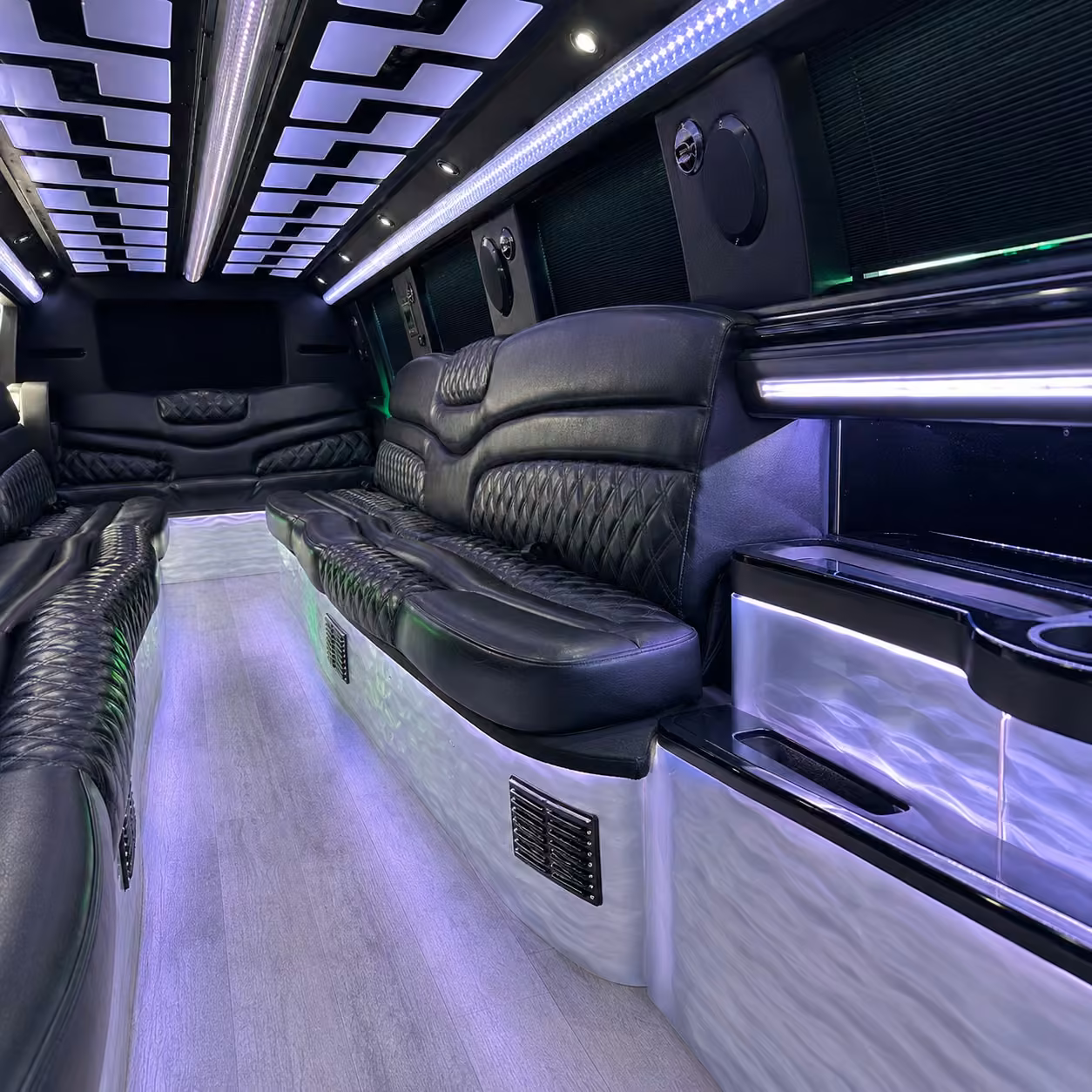 lincoln mkt limo inside